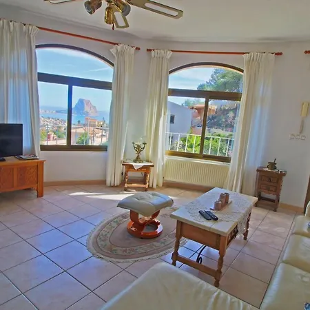Villa Villa- Ebi *